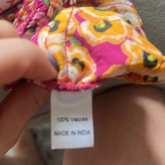 Banjanan sz Small Floral Ruffle Women's crop top - Picture 8 of 8